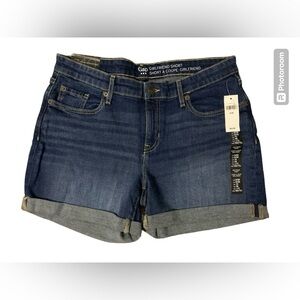 GAP NWT girlfriend Jean